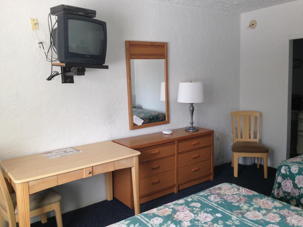 Mark III Motel And Apartments Сийсайд Хайтс Стая снимка
